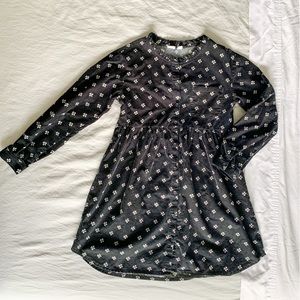 GAP Kids Girls Corduroy Dress.  Full Button Front.  Ruffle Collar and Cuffs